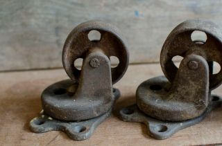 4 Rare Vintage Industrial Metal Cast Iron Caster Wheels Spins 2