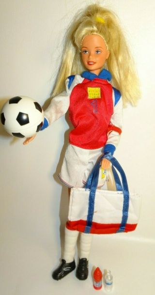 Vintage Soccer Barbie 1993 Official World Cup Mattel With Bag And Bottles 20151