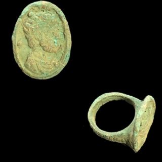 Ancient Roman Bronze Bust Finger Ring - 200 - 400 Ad (3)