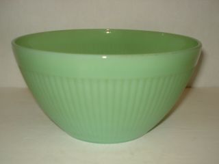 Vintage Fire King Jadeite Vertical Ribbed Mixing Bowl 7 1/2 