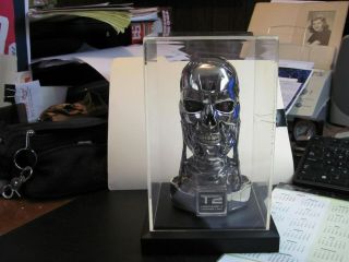 Terminator 2 Metal Bust W/stand Litited 663/1000