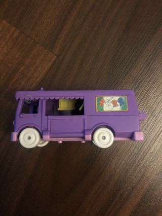 1994 Vintage Polly Pocket Stable On The Go Out N’ About W/3 Figures