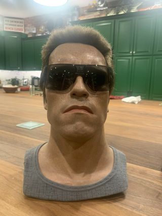 Terminator T - 800 Arnold Schwarzenegger Bust