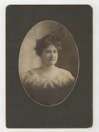 Vintage Photo Pretty Young Woman Studio Portrait Antique Cabinet Card Dst22