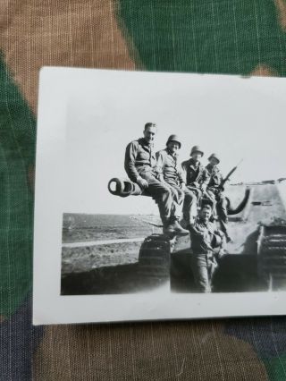 RARE WWII US Army soldiers Photo Captured German Jagdpanther Tank Picture 2 2