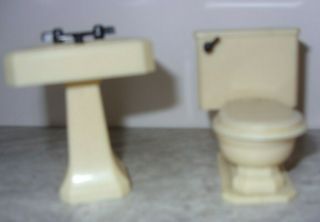 Vintage Dollhouse Plastic Cream Bathroom Sink And Toilet 2 Piece