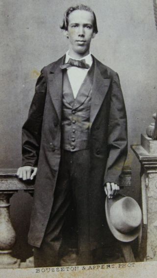 Antique Cdv Photo Of Handsome Dapper Young Man In Frock Coat & Vest Paris France