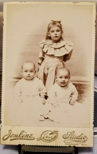 Antique/vintage Cabinet Card Photo: Little Girl With Twin Siblings