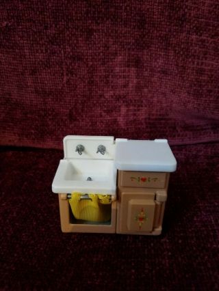 Vintage 1980 Littles By Mattel Dollhouse Furniture Die Cast Sink Ice Box
