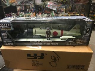 Elite Force As Real As It Gets Wwii Zero Fighter 1:18 Scale