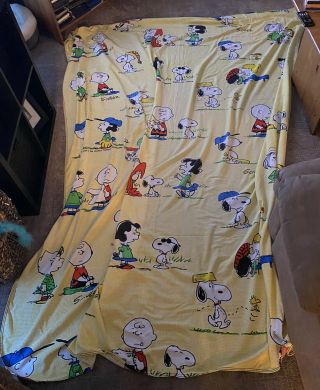 Vintage 1970s Snoopy Peanuts Twin Comforter Bedspread Blanket Rare Lucy Linus 71