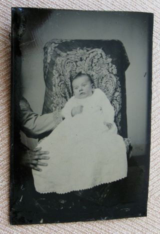 Antique Tintype Photo Frightened Looking Baby With Spooky Hidden Mother Big Hand