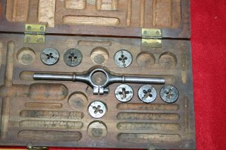 Antique Wiley & Russell Mfg.  Tap and Die Set in Wood Storage Case 3