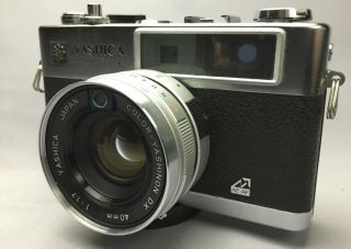 【rare】yashica Electro 35 Gl Rangefinder 35mm Film 40mm F/1.  7 From Japan