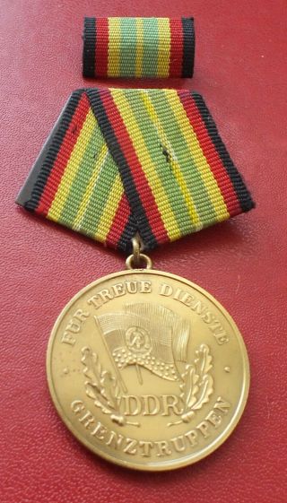East German Rare Border Guard Faithful Service Medal 1st Class Badge Order Gdr