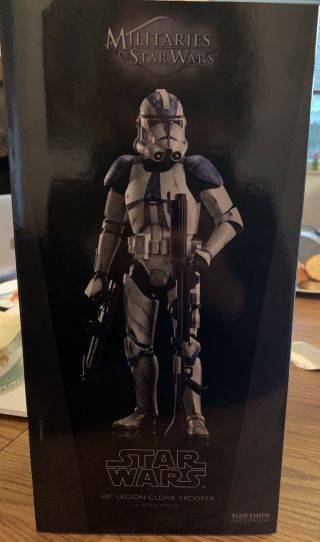 Sideshow Collectibles Star Wars 501st Legion Clone Trooper 1/6 Scale