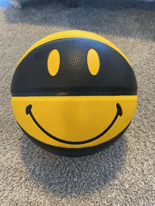 Rare Chinatown Market X The Smiley Company X Footlocker Basketball 29.  5