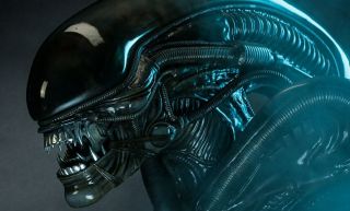 Alien Big Chap Legendary Scale Bust Sideshow Collectibles