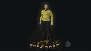 QMx Star Trek TOS Captain Kirk 1/6 Figure 12 