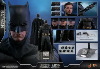 Hot Toys 1/6 Justice League Batman MMS455 2
