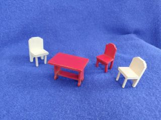 Vintage Strombecker Dollhouse Dining Room Furniture Kitchen Table & 3 Chairs