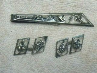 Vintage.  825 Silver Tie Bar With Matching Cufflinks Marked Israel