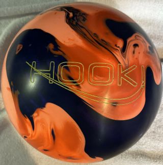 900 Global Hook Bowling Ball Plugged 14lbs Rare,  Vintage,  Rolls Great.