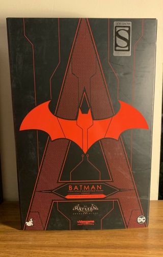 Hot Toys 1/6 Arkham Knight Futura Batman Pre - Owned Sideshow Exclusive