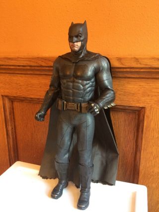 Hot Toys Mms456 Deluxe Version Justice League 1/6 Scale Batman Action Figure