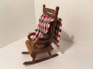 Vintage Dollhouse Miniatures Wooden Rocking Chair w/ Blanket 53 2