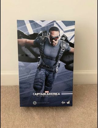 Hot Toys Falcon Mms245 Captain America The Winter Soldier 1/6 Scale Figure