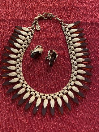 RARE CORO EGYPTIAN REVIVAL GOLDTONE LUCITE CHOKER NECKLACE WITH EARRINGS 2