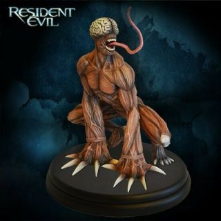 Resident Evil Licker 1/4 Scale Statue