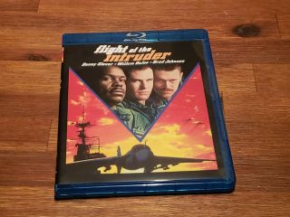 Flight Of The Intruder (blu - Ray Disc,  1991,  2010) Rare Oop.  Excellent/likenew.