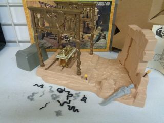 VINTAGE 1982 KENNER INDIANA JONES RAIDERS OF THE LOST ARK WELL OF THE SOULS SET 2