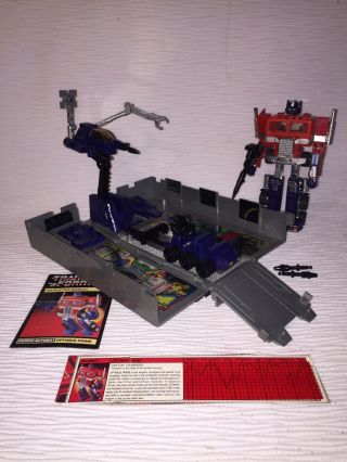 Vtg (loose,  100 Comp. ) 1984 Takara G1 Transformers Autobot Leader Optimus Prime