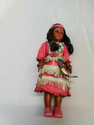 Vintage Carlson Native American Indian Doll W/ Papoose 7.  5” Sleepy Eyes