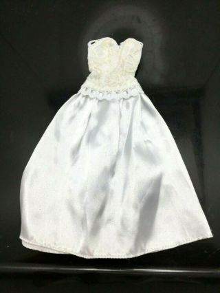1992 1993 Barbie " B " Label White Lace Bridal Wedding Gown Dress