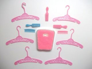 Barbie Doll Pak Petti Pinks 1960s Fuzzy Bathroom Scale 3 Brushes 2 Combs Hangers