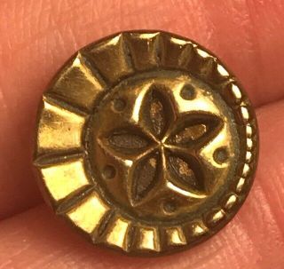 Vintage Antique Gold Brass Tone Flower Unique Pattern Metal Button 6064