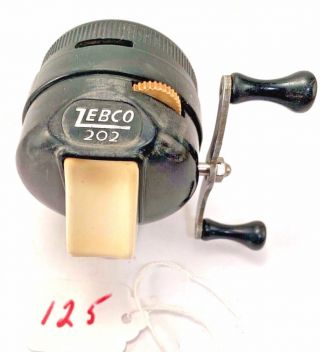 Vintage Zebco 202 Spincast Reel Made In U.  S.  A.  Metal Foot