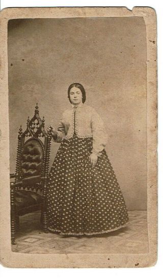 Antique Civil War Era Young Lady Cdv By E.  S.  Carter,  Beardstown,  Illionois