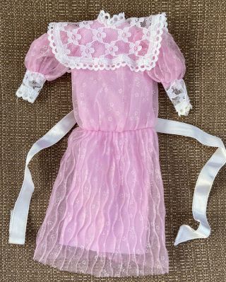 Vintage 1985 Barbie Ken Doll The Heart Family Arrival Set Mom Dress 9439