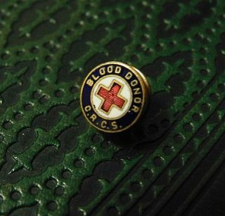 Tiny Crcs Antique Canadian Red Cross Society Blood Donor Pin Button Badge 1/4 "