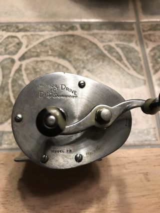 Vintage Shakespeare No.  1924 Direct Drive Reel