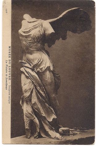 Paris Musée Du Louvre Scupture Antique La Victoire De Samotbrace