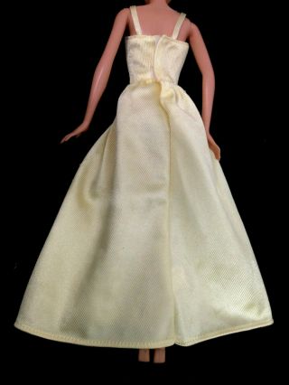 Vintage 90 ' s Barbie Doll Clothes YELLOW Gala Ball Gown Dress w/ Gold Top 3