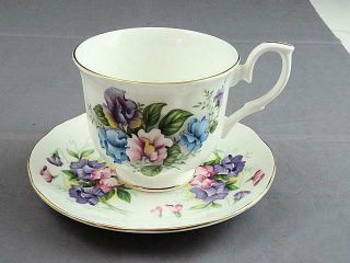 Royal Winchester Fine English Bone China Cup And Saucer Colorful Bouquet