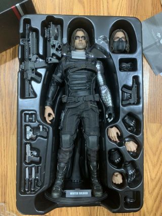Hot Toys MMS241 Captain America The Winter Soldier 1:6 Scale Collectible Figure 2