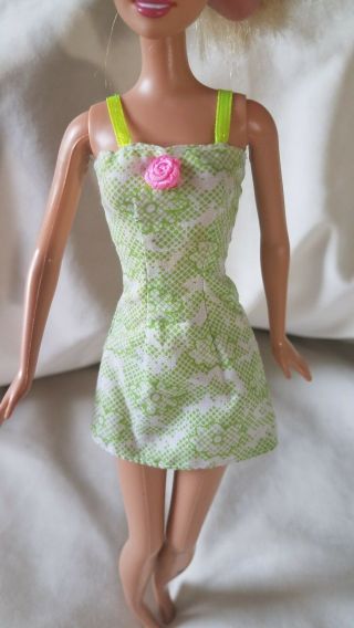 Vtg Mattel Barbie Green Floral Dress With Pink Center Flower